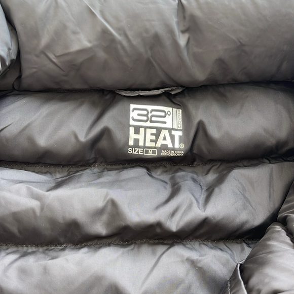 Vest - Picture 4 of 7